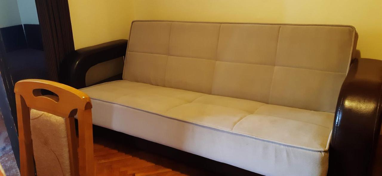 Anna Apartment Sutomore Kültér fotó