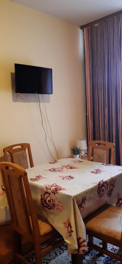 Anna Apartment Sutomore Kültér fotó